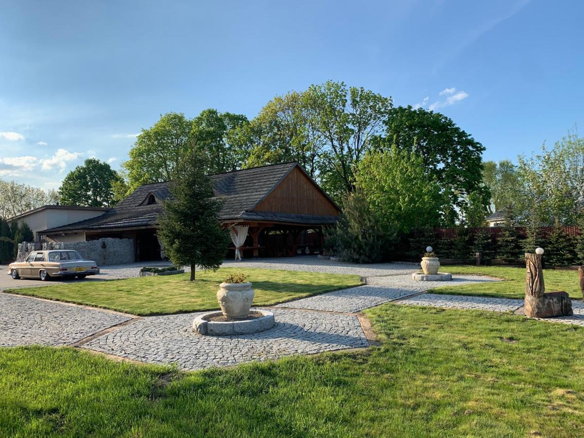 Orion Hotel Parczew Buitenkant foto